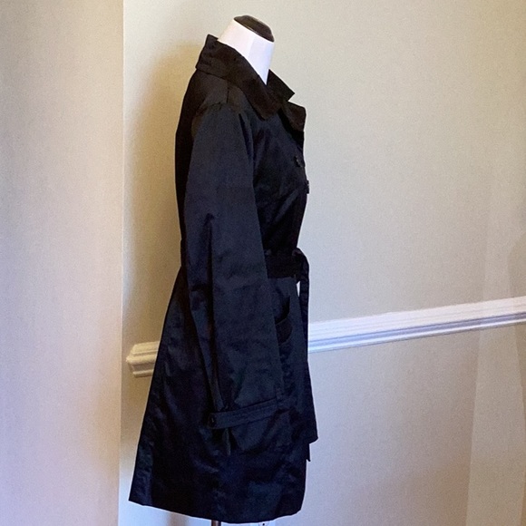 Esprit Outerwear slightly shiny black trench style raincoat.  Size large.  EUC - Picture 7 of 11